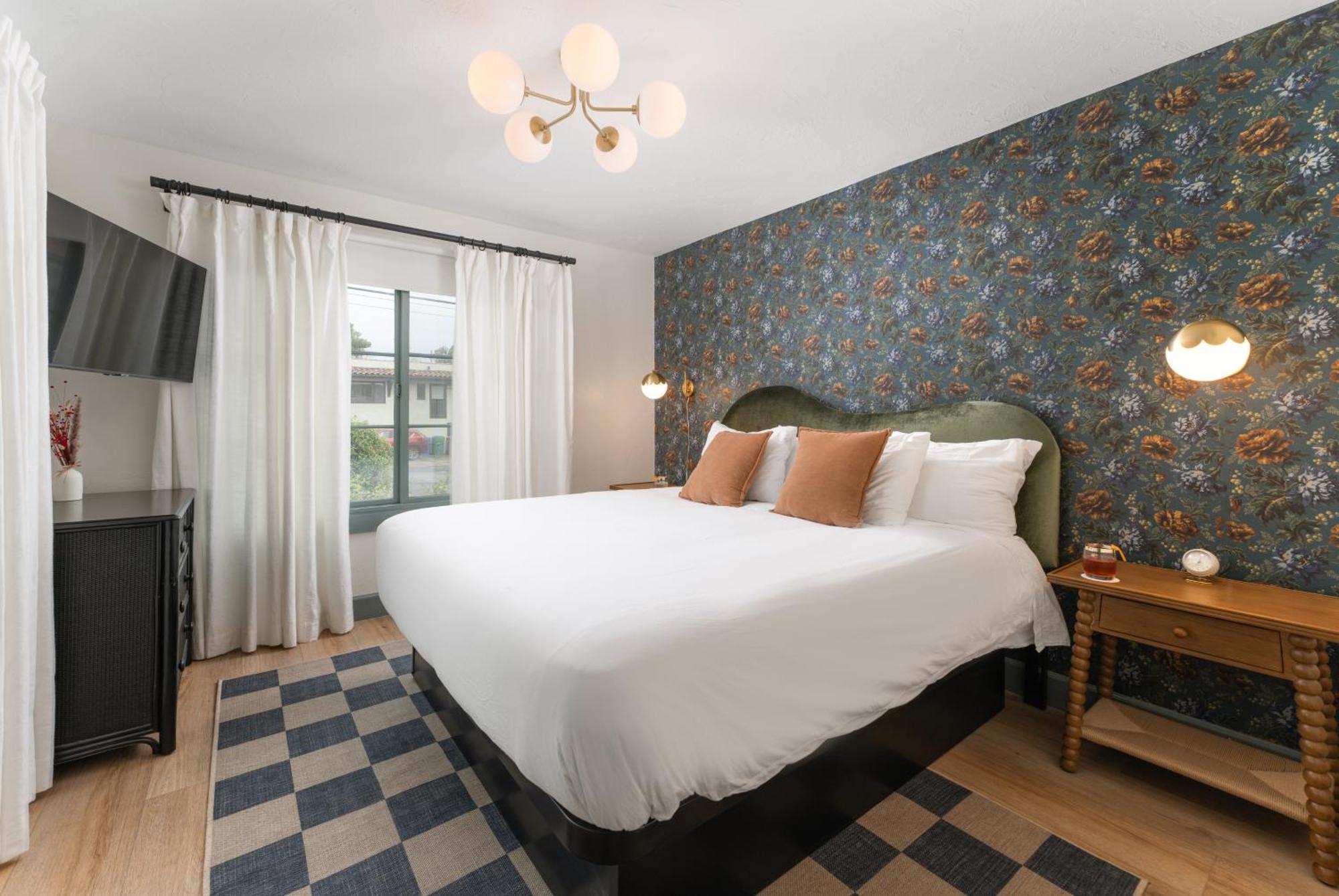 Bed and Breakfast Petit Soleil - Bed, Breakfast And Bar San Luis Obispo Exterior foto