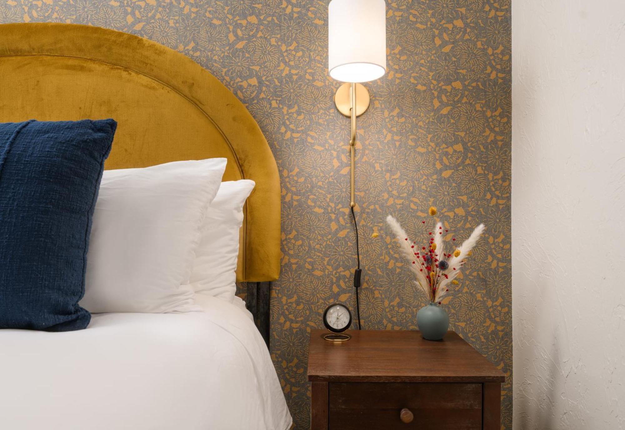 Bed and Breakfast Petit Soleil - Bed, Breakfast And Bar San Luis Obispo Exterior foto