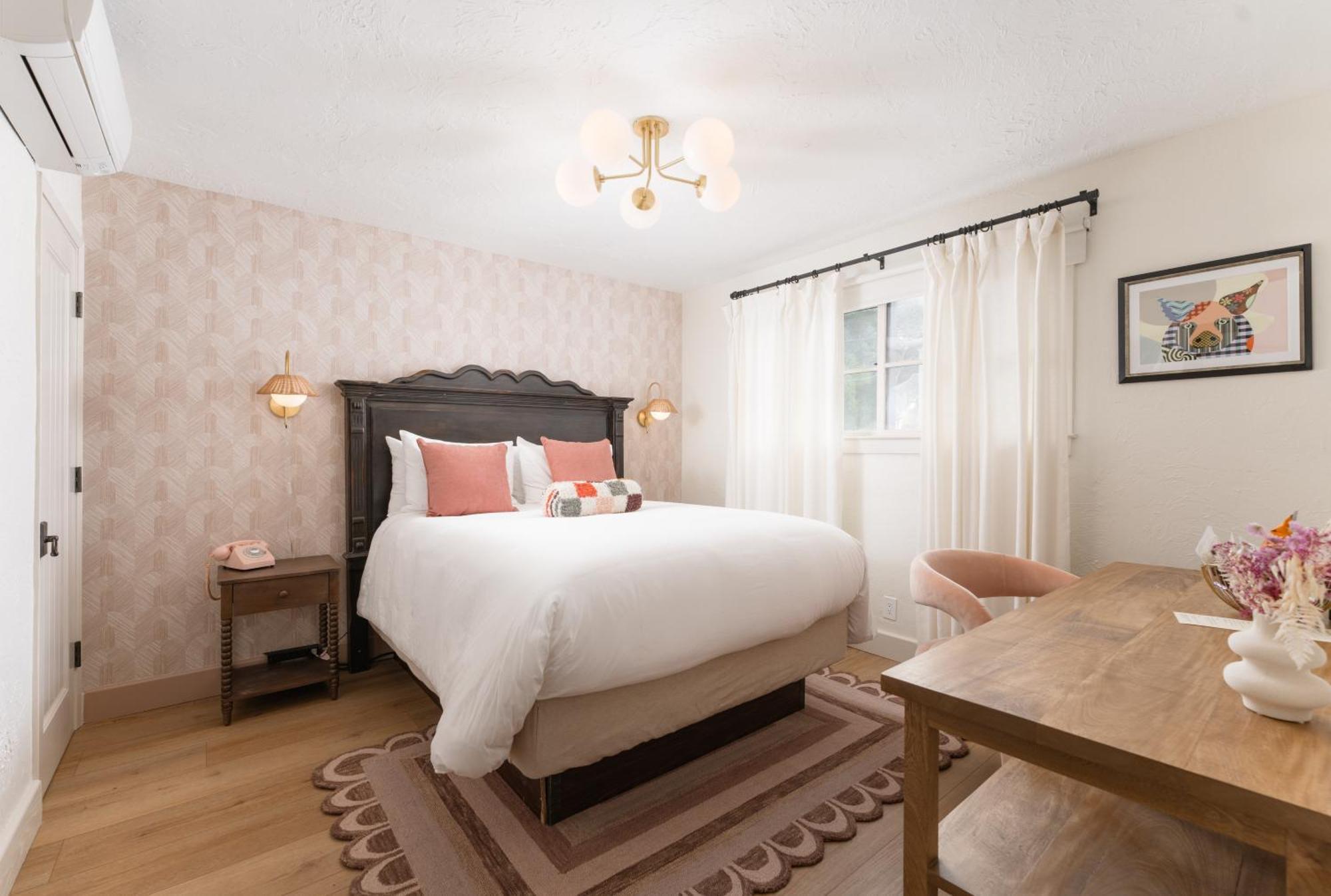 Bed and Breakfast Petit Soleil - Bed, Breakfast And Bar San Luis Obispo Exterior foto